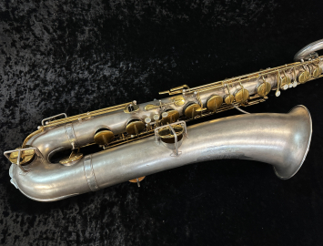 Photo Vintage Silver & Gold Plated Buescher True Tone Bari Sax - Serial # 22401